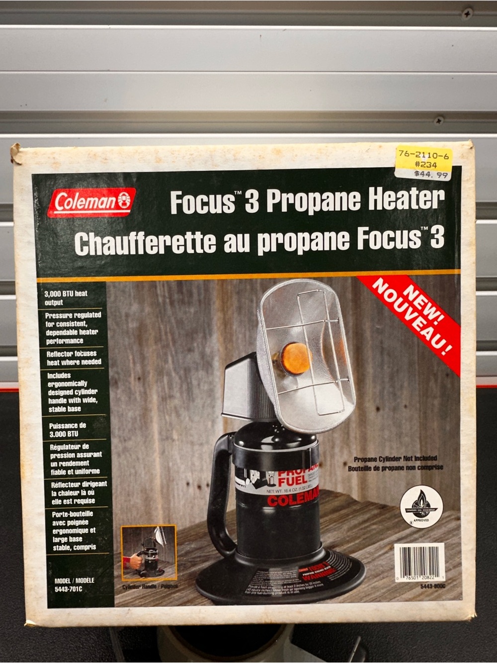 New sealed Coleman Focus 3 Propane Heater - Black with Silver Reflector